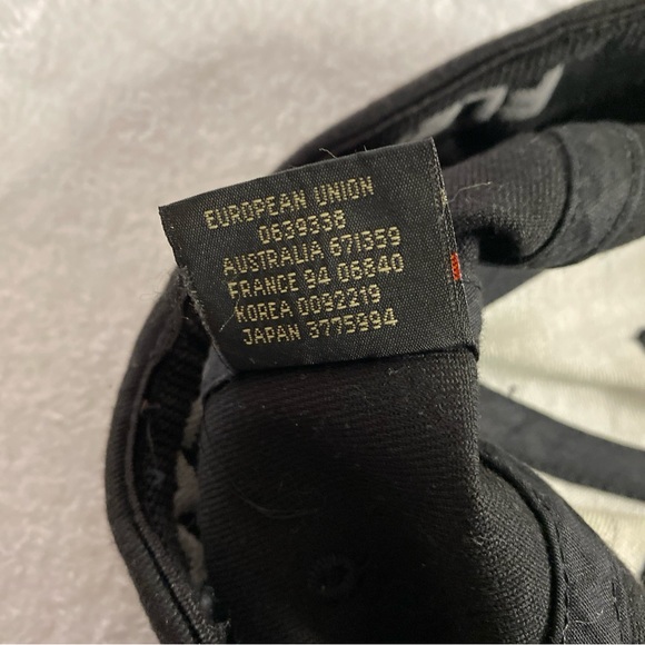 Green Day Hat Cap Flexfit 2009 21st Century Breakdown Adult OSFM (Discolored) - Picture 10 of 11